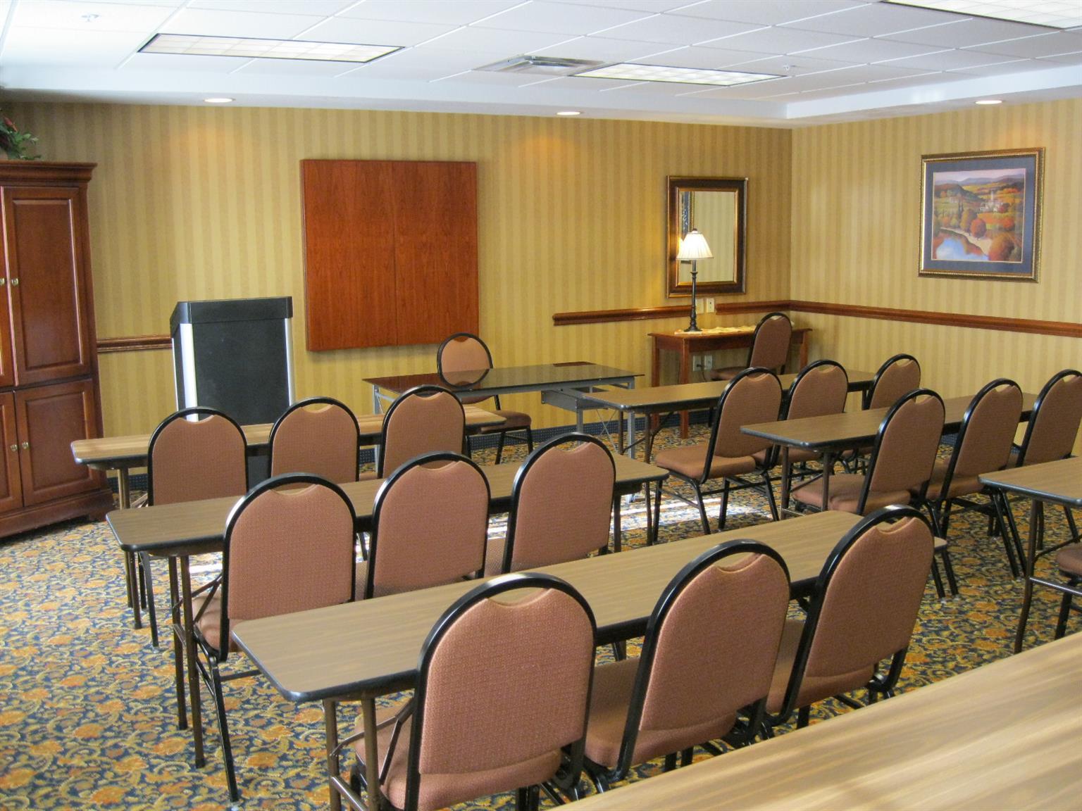 Best Western Executive Inn & Suites Grand Rapids Facilities photo