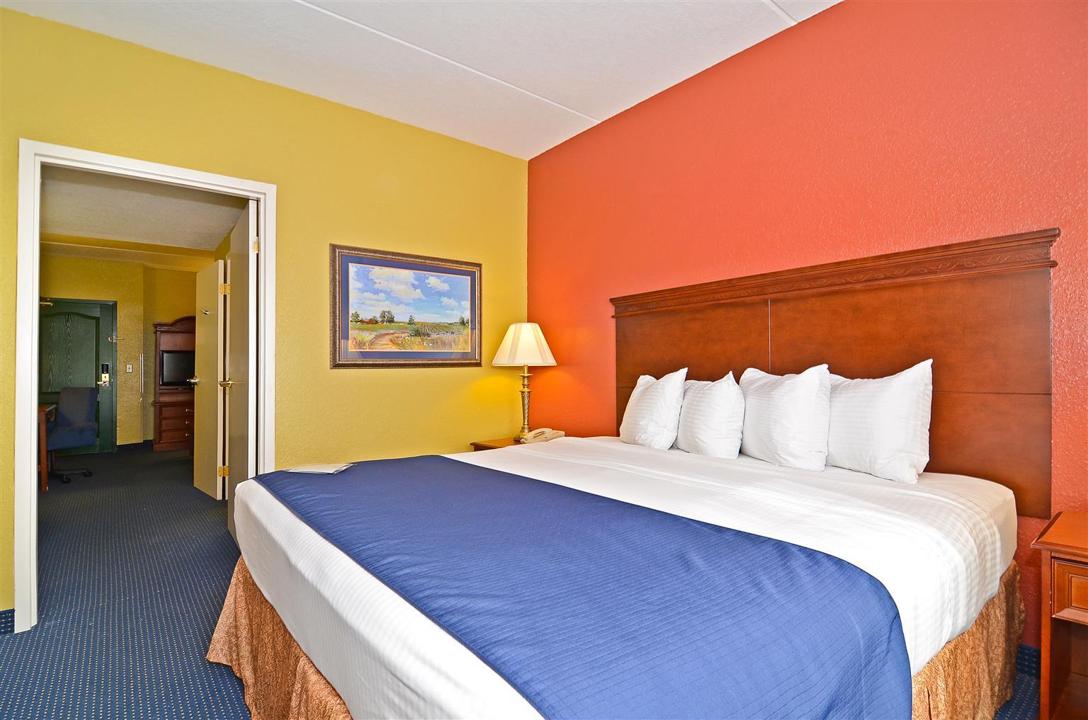 Best Western Executive Inn & Suites Grand Rapids Exterior photo